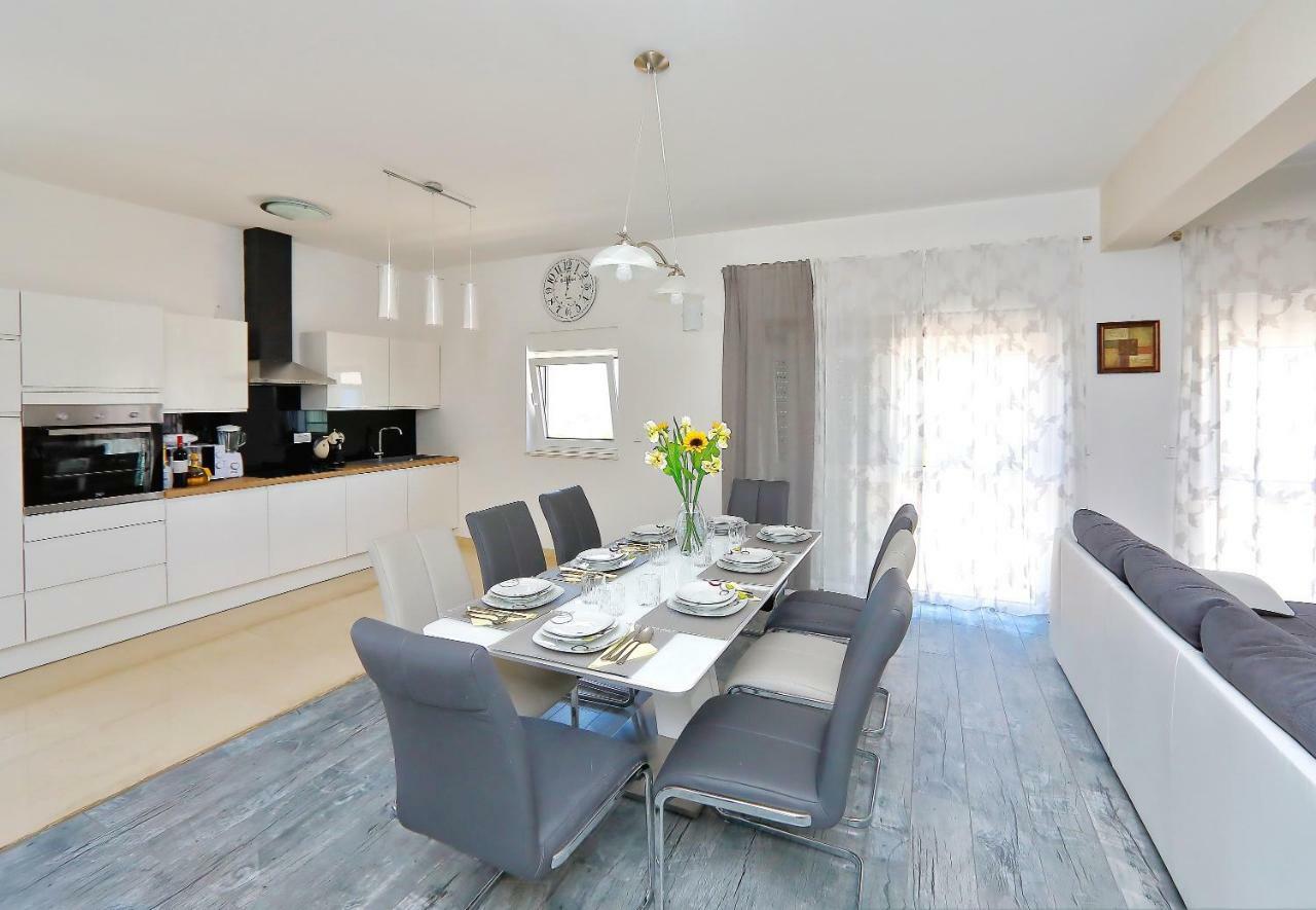 Panorama Hills Villa Debeljak ภายนอก รูปภาพ