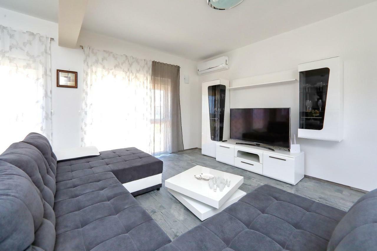 Panorama Hills Villa Debeljak ภายนอก รูปภาพ