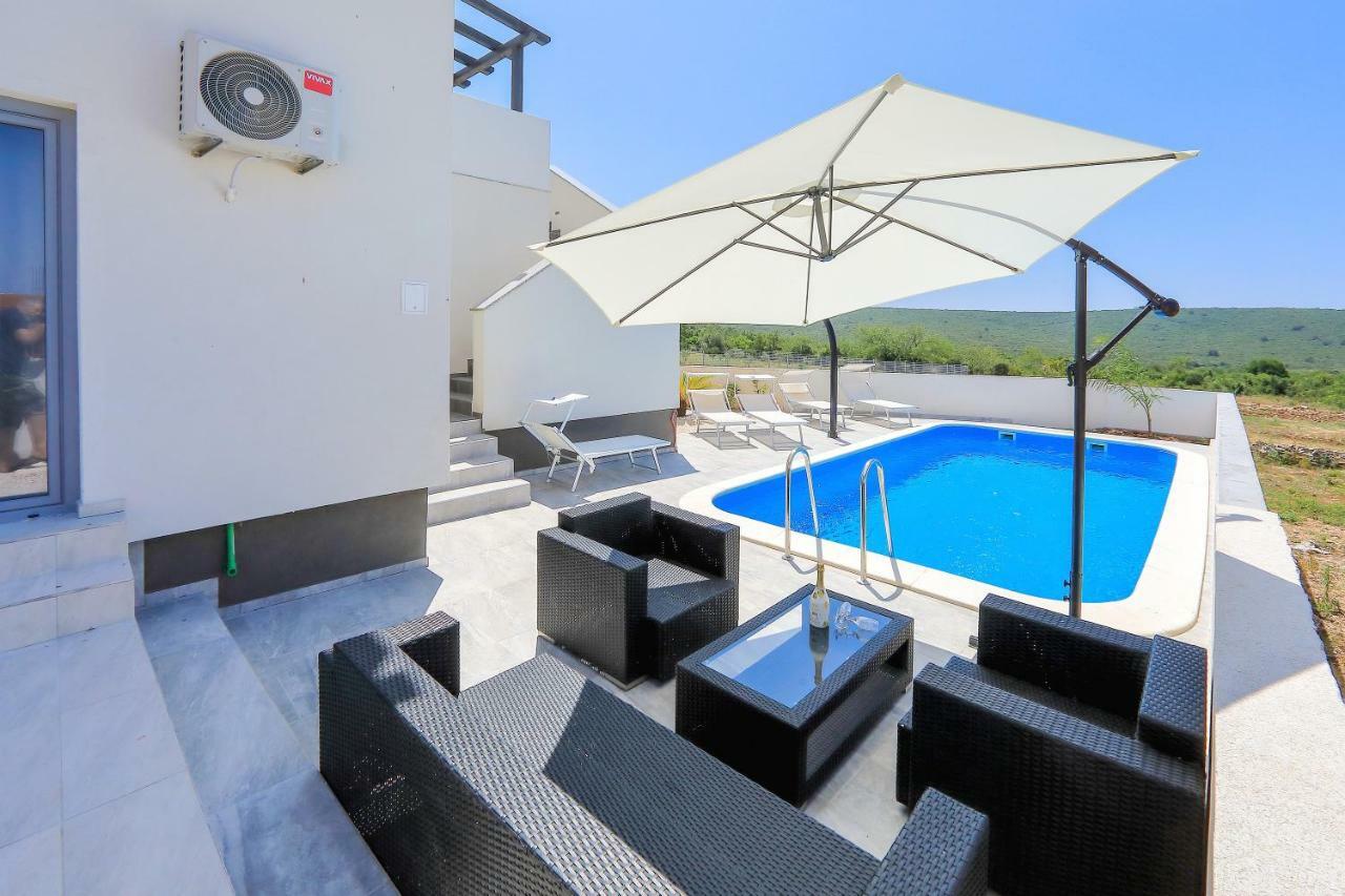 Panorama Hills Villa Debeljak ภายนอก รูปภาพ